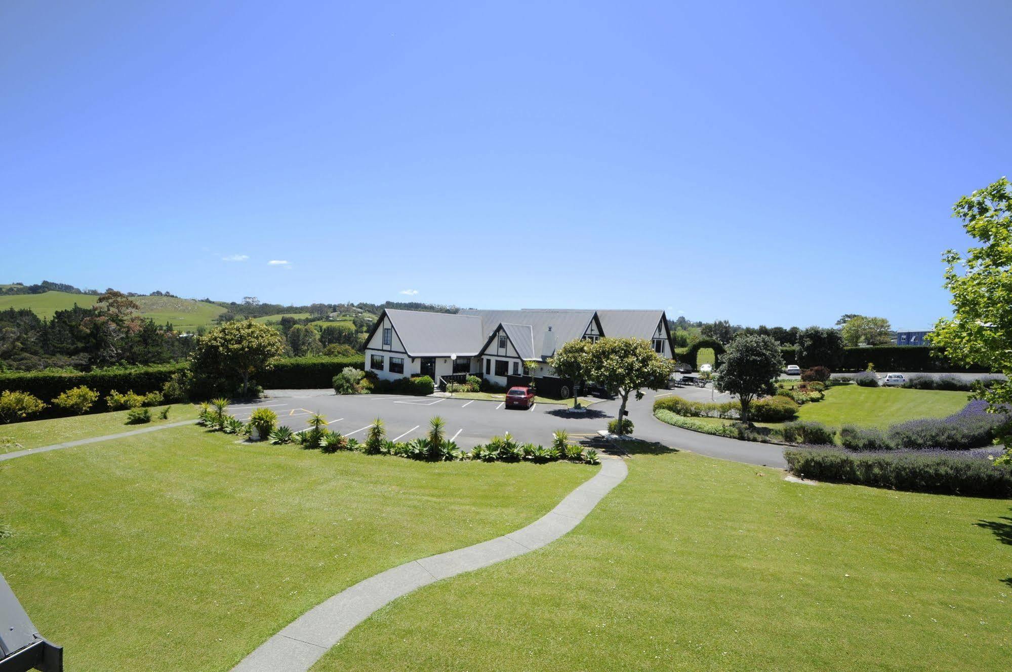 Salty Dog Inn Snells Beach Екстер'єр фото