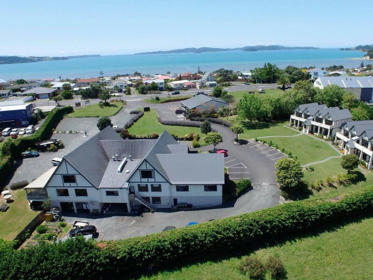 Salty Dog Inn Snells Beach Екстер'єр фото