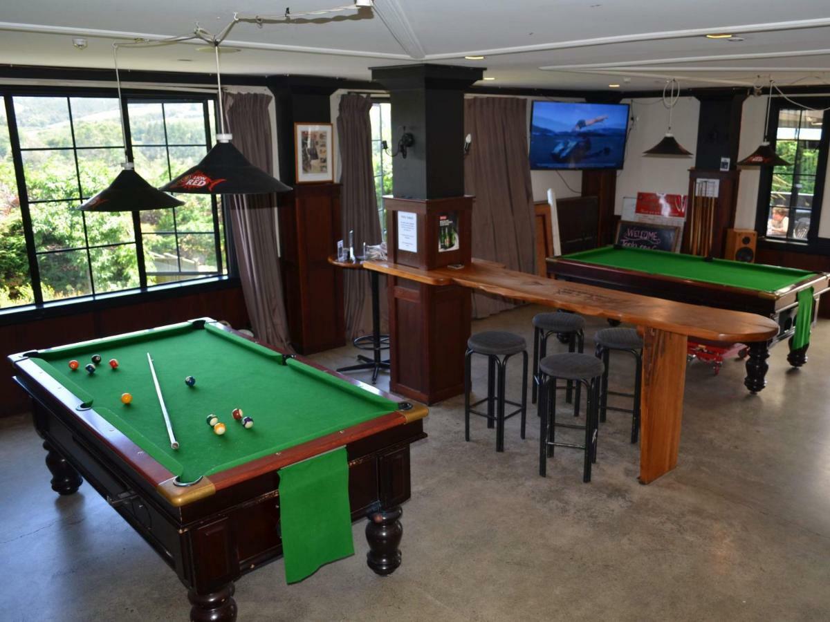 Salty Dog Inn Snells Beach Екстер'єр фото