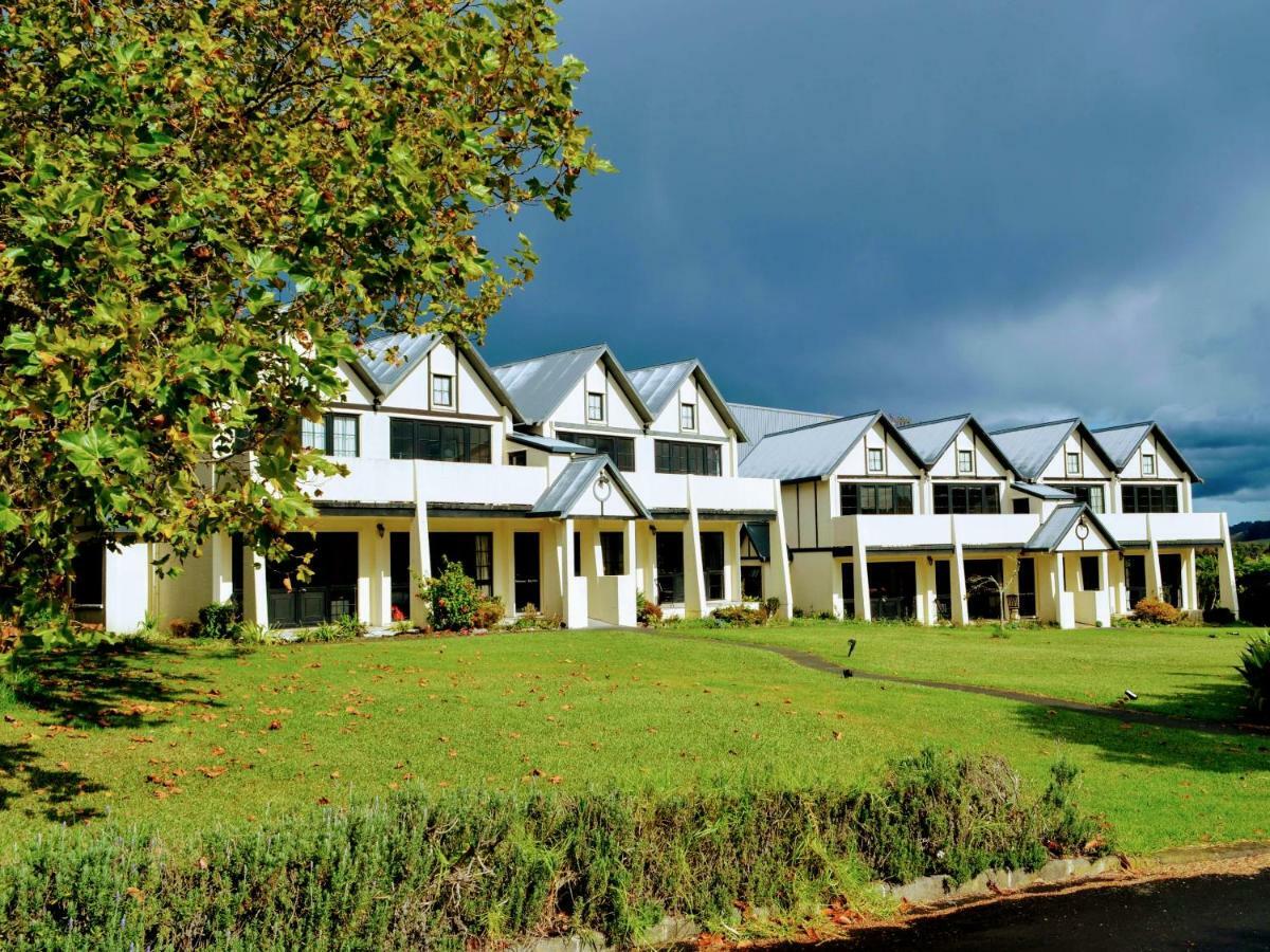 Salty Dog Inn Snells Beach Екстер'єр фото